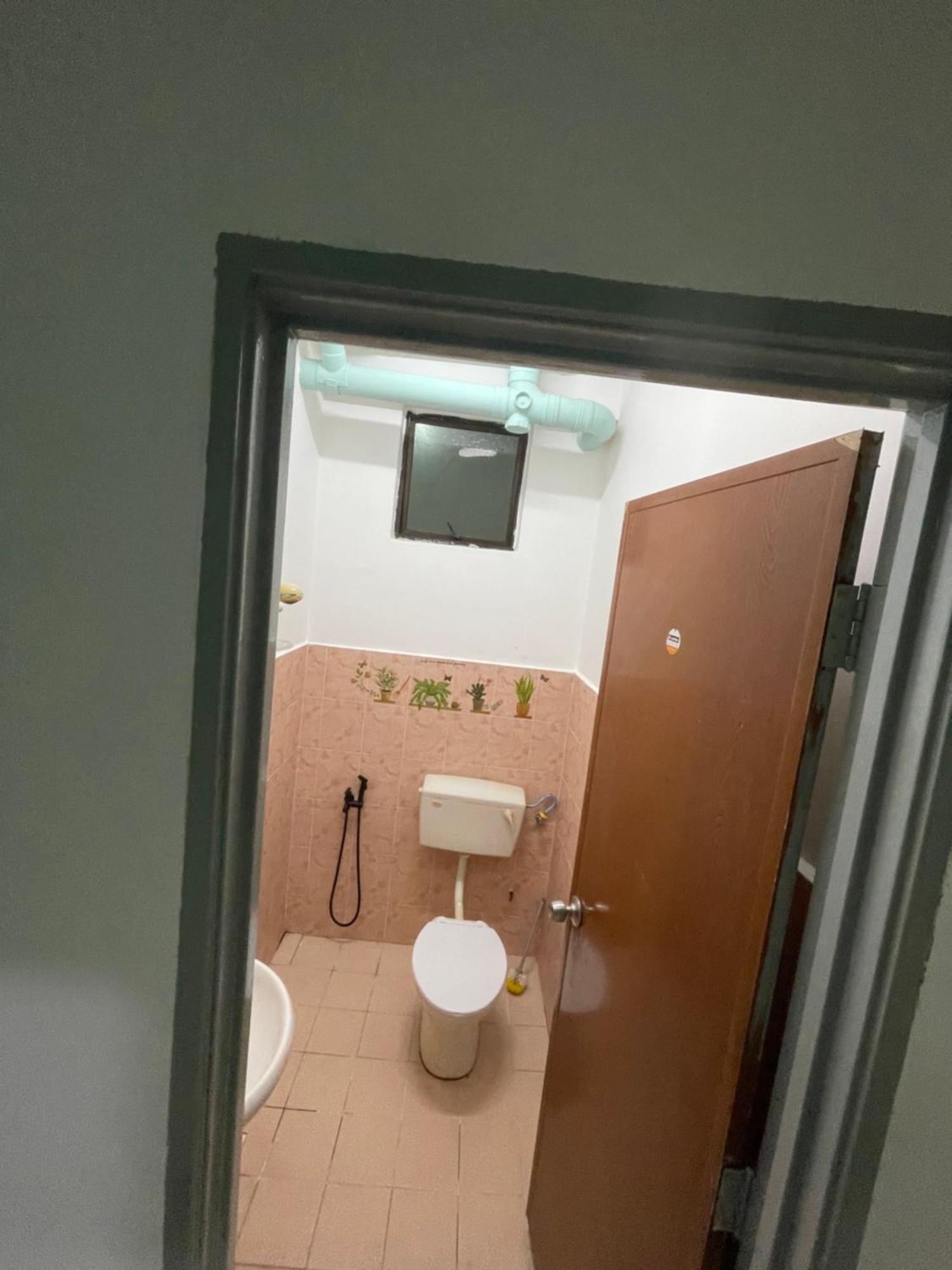 Blissful Breeze 4 Rooms & Netflix By Ezyroom Melaka Ayer Keroh Dış mekan fotoğraf