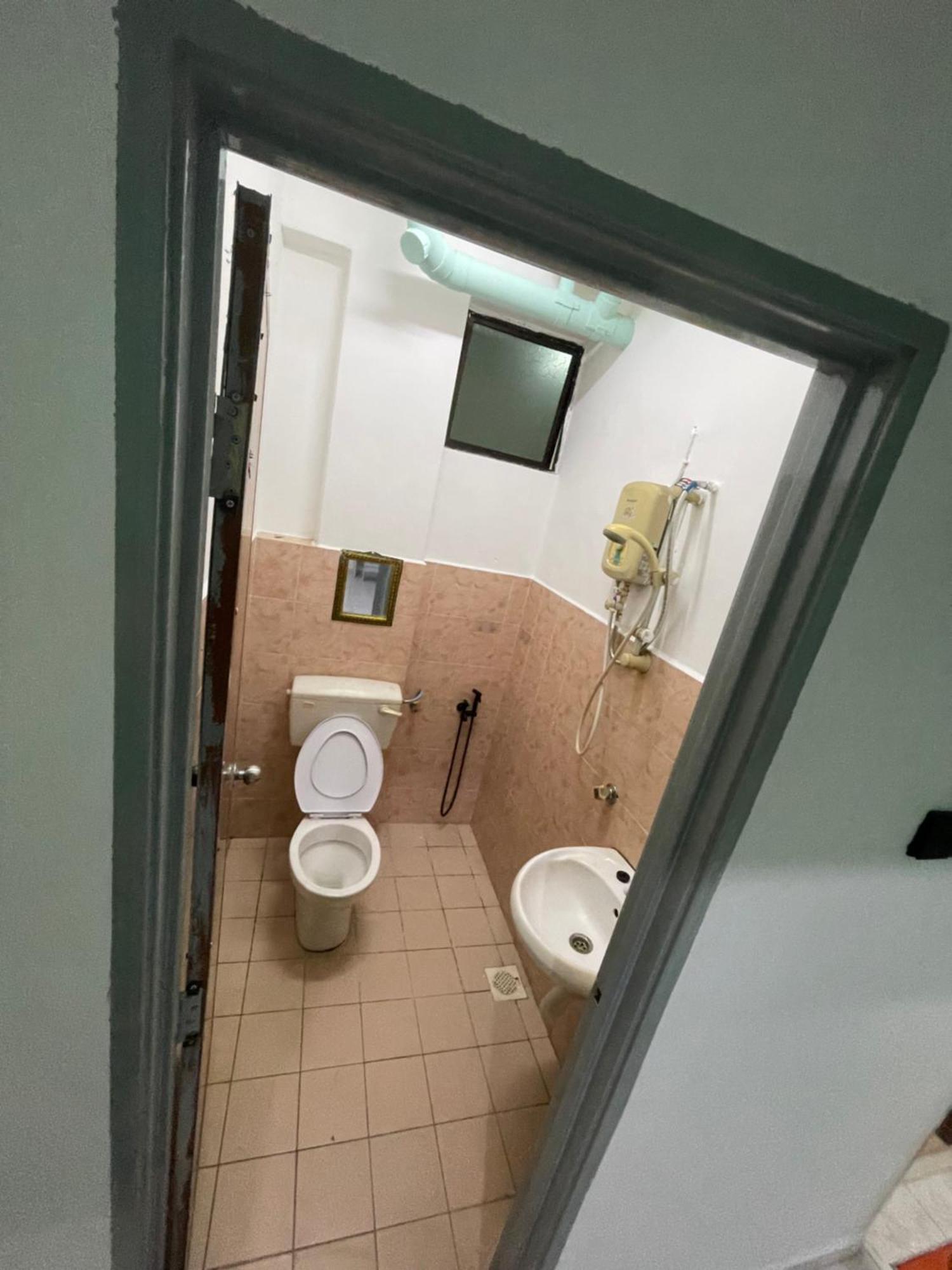 Blissful Breeze 4 Rooms & Netflix By Ezyroom Melaka Ayer Keroh Dış mekan fotoğraf