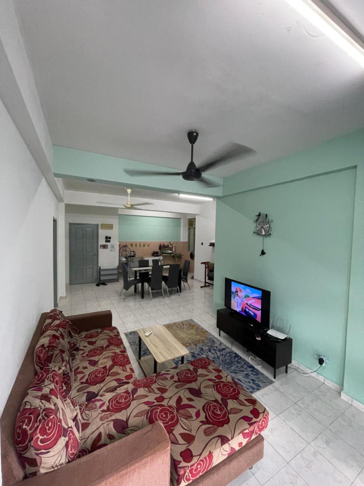 Blissful Breeze 4 Rooms & Netflix By Ezyroom Melaka Ayer Keroh Dış mekan fotoğraf